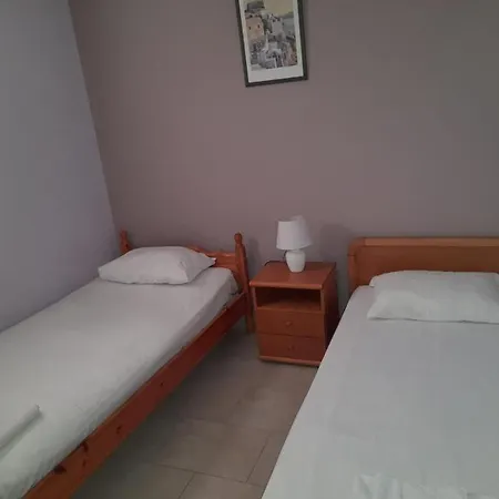 Alex Apartments Daire *